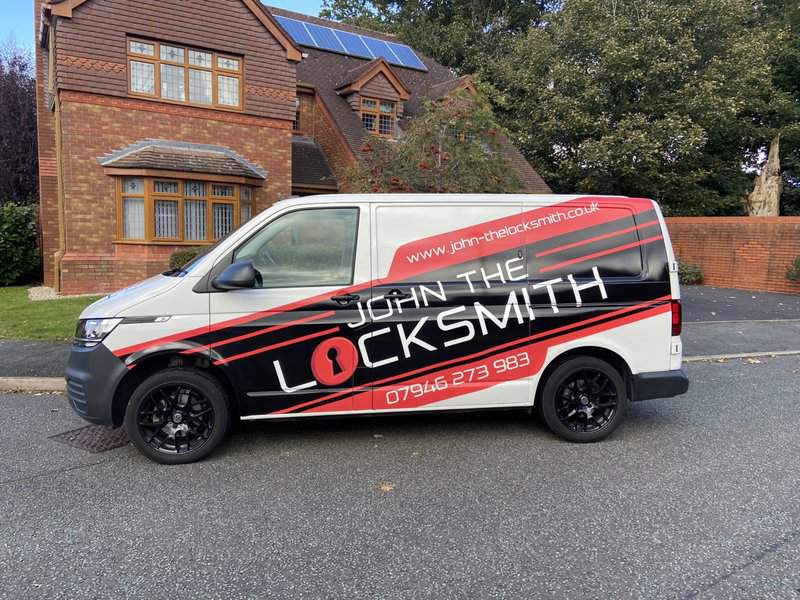 john the locksmith emergency locksmith ellesmere port image van 03